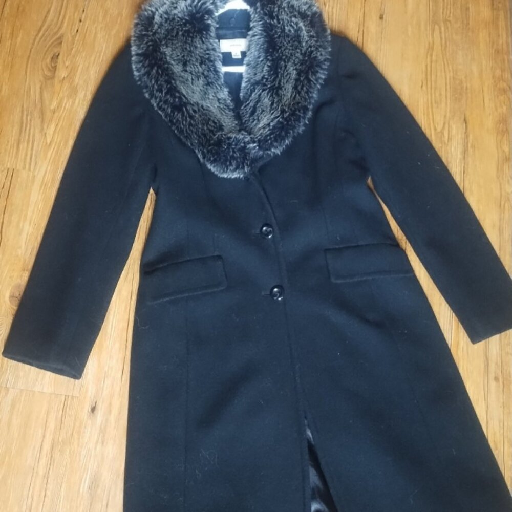 Sold elsewhere gorgeous  Penny Lane Faux Fur Collar Coat feminine fit
